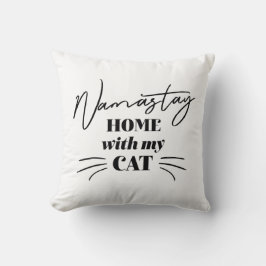 Namastay Zuhause mit meiner Katze Kissen