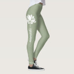 Namaste Lotus Blume Moderner Personalisierter Name Leggings<br><div class="desc">Namaste Lotus Blume Moderne Personalisierte Name Sport Fitness Yoga Leggings verfügt über eine Lotus-Blume mit dem Text "namaste" in modernen handgeschriebenen Kalligrafieschrift und personalisiert mit Ihrem Namen. Das perfekte Geschenk zum Geburtstag,  Weihnachten,  Muttertag,  Freunde,  Yogafreunde,  Fitness und Sport. Entworfen von © Evco Studio www.zazzle.com/store/evcostudio</div>