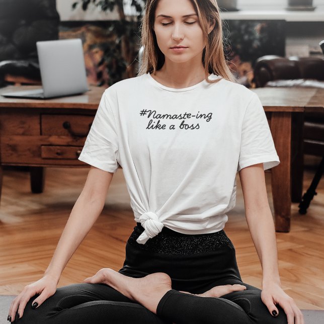 Namaste Spirituelle Meditation Yoga Zitat Funny T-Shirt (Von Creator hochgeladen)