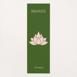 Namaste Yoga-Frau, die Grafikgrün zeigt Yogamatte