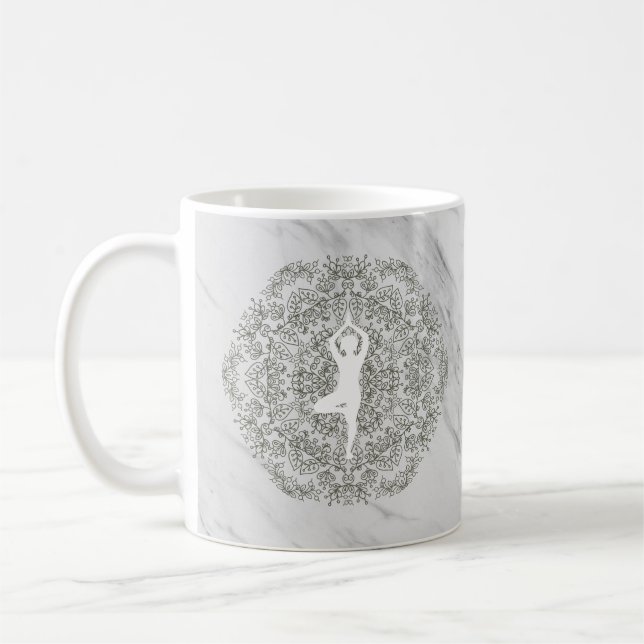 Namaste Yoga-Pose | Mandala Pattern Kaffeetasse (Links)