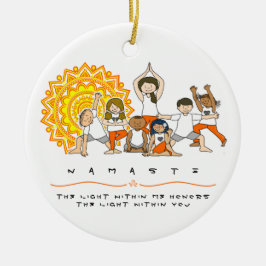 Namaste Yoga Posen Lehrer mit Schülern Ornament
