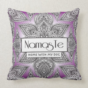 Namaste Zuhause mit meinem Hundeyoga Mandala Kissen