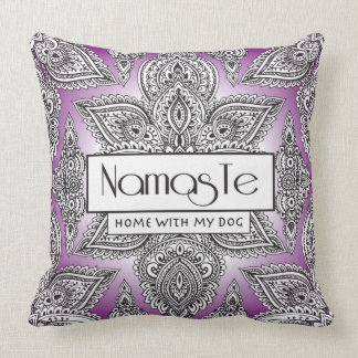 Namaste Zuhause mit meinem Hundeyoga Mandala Kissen