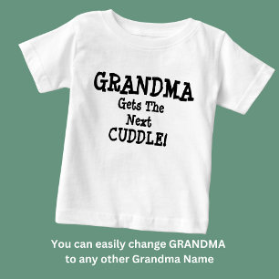 Name ändern, Text-Großmutter erhält die nächste Ku Baby T-shirt