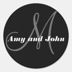 Name & Anfangsbuchstabe Hochzeitsticker Schwarz Runder Aufkleber