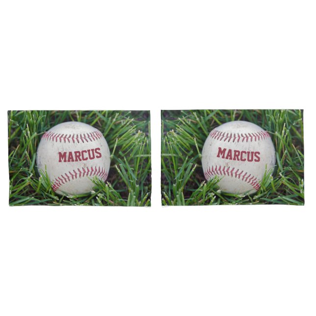 Name auf einem Baseball im Gras Kissenbezug (Vorderseite-Set)