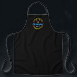 Name der benutzerdefinierten GRILLEN Schürze<br><div class="desc">Custom Barbecue GRILLEN Monogram Name Schürze zum Kochen auf dem Grill oder Vorbereiten in der Küche. Moderner Logostil mit grafischer Flamme und kreisförmigem Rahmen. mit Monogramm mit dem Namen der Wahl. Fügen Sie Titel wie Barbecue Master und Best Burger Around hinzu. Spaß!</div>