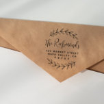 Name der botanischen Rücksendeadresse für benutzer Permastempel<br><div class="desc">Erstellen Sie Ihre eigenen Rücksendeadresse Gummi Briefmarke mit dieser Vorlage von Cali Graphics! Dieses Design enthält Ihren Namen oder Familiennamen in der modernen Skriptkalligrafie, mit Ihrer Rücksendeadresse oder Kontaktdaten unten in einfacher serifenloser Schrift. Wenn man den Text am oberen und unteren Rand der Briefmarke formt, gibt es zwei botanische Schriftzeichen...</div>