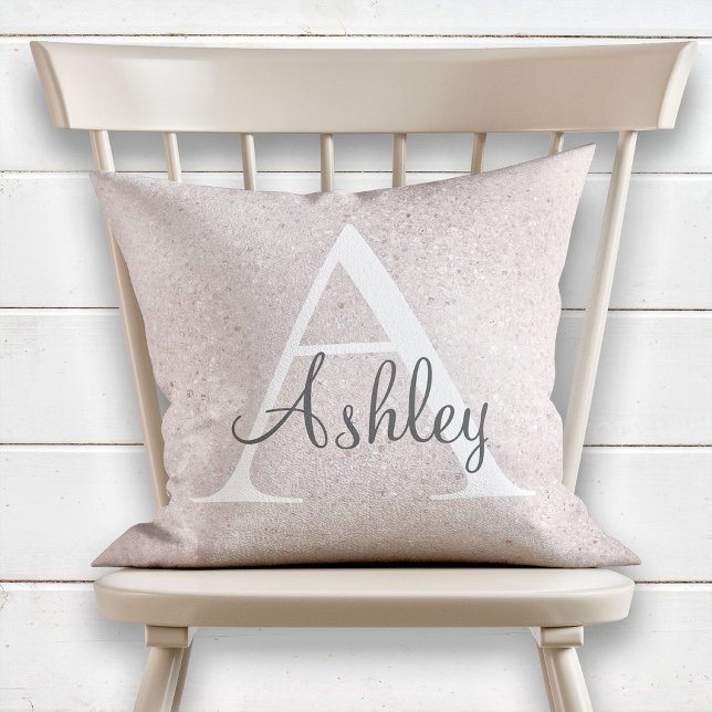 Name der Girly Pearl Sparkle Monogram Kissen (Von Creator hochgeladen)