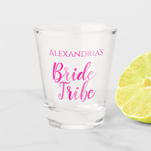 Name der Junggeselinnen-Abschied-Braut: Hot Pink Schnapsglas