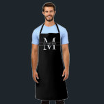 Name der personalisierten Monogramm Schürze<br><div class="desc">Diese personalisierte Bar ist ein tolles Geschenk für jeden in deinem Leben! Wow Ihre Freunde und Familie mit diesem klassischen und stilvollen Design,  das nach Ihren Wünschen personalisiert sein kann.</div>