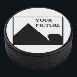 Name der Personalisierten Picture Business Company Eishockey Puck<br><div class="desc">Sie können es mit Ihrem Foto,  Logo oder mit Ihrem Text anpassen. Sie können sie wie gewünscht auf der Anpassungsseite platzieren. Modern,  einzigartig,  einfach oder persönlich,  es ist Ihre Wahl.</div>