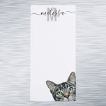 Name der Sneaky Cat Watercolor Monogram Magnetischer Notizblock<br><div class="desc">Dieses Design kann in dem Bereich personalisiert werden, der durch das Ändern des Fotos und/oder Textes zur Verfügung gestellt wird. Sie können auch angepasst werden, indem Sie auf Vorlage personalisieren klicken und dann auf die Schaltfläche klicken, um weitere Optionen anzupassen, um die Hintergrundfarbe zu löschen oder zu ändern, Text hinzuzufügen,...</div>