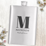Name der Trauzeugin Flachmann<br><div class="desc">Moderne Typografie minimalistisches Monogramm Namensdesign, das auf Personalisierung umgestellt werden kann. Ideal, um Ihrer Trauzeugin für all ihre Hilfe und Unterstützung zu danken, um Ihre Hochzeit phantastisch zu machen.</div>