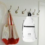 Name der weißen schwarzen Monogramm Crossbody Bag<br><div class="desc">Weißer Hintergrund,  schwarzer Text. Personalisieren und fügen Sie Ihre Monogramm-Initialen und vollständigen Namen.</div>