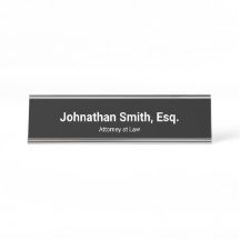 Name des Anwalts in fettgedruckter professioneller