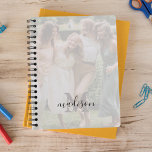 Name des eleganten Fotos Monogram 2025 Planer<br><div class="desc">Klassischer personalisierter 2025-Planer mit einem gedruckten Vorder-/Rücken-Foto für den Umstieg auf Ihr eigenes,  einem weißen Overlay,  Ihrem Initial und Namen.</div>