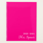 Name des heiß rosa und weißen Lehrers Planer<br><div class="desc">Erstellen Sie Ihren eigenen, rosa und weiß gestalteten Planer für einen Lehrer, der zurück in die Schule geht. Fügen Sie ein fett, farbiges Monogramm zuerst, um das Design personalisiert zu machen. Eine weiße niedliche, lockige Schrift für ihren Namen über eine solide, heiß rosa Hintergrundfarbe. Ändern Sie Stil, Größe und Farbe...</div>