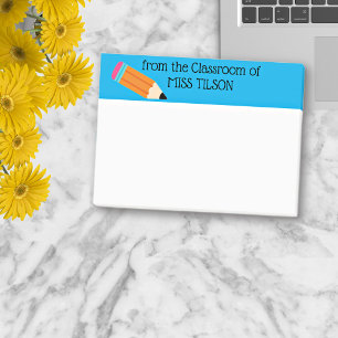 Name des Lehrers Klassenzimmer, Bleistift, blauer Post-it Klebezettel