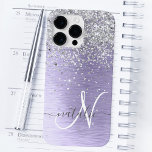 Name des lila gebürsteten Metalls Silber Glitzer M Case-Mate iPhone 14 Pro Max Hülle<br><div class="desc">Dieses schicke Gehäuse mit hübschem silberfarbenem Glitzer auf lila,  gebürstetem metallischem Hintergrund ist einfach zu personalisieren.</div>