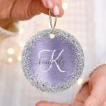 Name des lila gebürsteten Metalls Silber Glitzer M Keramik Ornament<br><div class="desc">Dieses trendige und schicke Ornament-Design mit hübschem silberfarbenem Glitzer auf lila,  gebürstetem metallischem Hintergrund ist einfach zu personalisieren.</div>