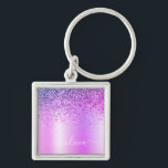 Name des lila Glitzer Glam Metal Monogram Schlüsselanhänger<br><div class="desc">Lila Imitate belichten metallische Sparkle Glitzer gebürstete Metal Monogram Name Keychains (Key Chain). Das macht den perfekten 16 Geburtstag,  Hochzeit,  Brautparty,  Jubiläum,  Babydusche oder Junggeselinnen-Abschied Geschenk für jemanden,  der Lieben glamourösen Luxus und schicke Stile.</div>