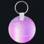 Name des lila Glitzer Glam Metal Monogram Schlüsselanhänger<br><div class="desc">Lila Imitate belichten metallische Sparkle Glitzer gebürstete Metal Monogram Name Keychains (Key Chain). Das macht den perfekten 16 Geburtstag,  Hochzeit,  Brautparty,  Jubiläum,  Babydusche oder Junggeselinnen-Abschied Geschenk für jemanden,  der Lieben glamourösen Luxus und schicke Stile.</div>