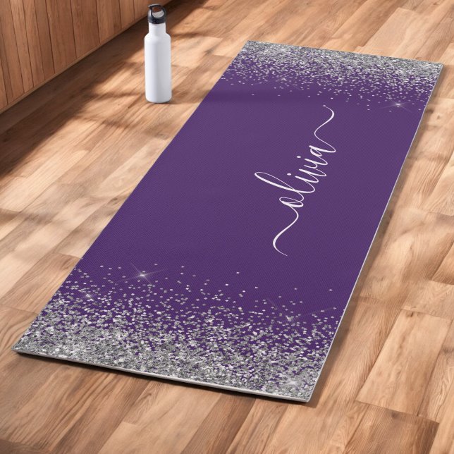 Name des lila Silver Glitzer Girl Monogram Yogamatte (Von Creator hochgeladen)