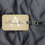 Name des Monogrammes des Glitzer Gepäckanhänger<br><div class="desc">Luxury Gold Sparkle Glitzer Monogram Name und Initial Luggage Tag. Diese Taschenmarke ist ideal für Zurück in die Schule,  Arbeit oder Reisen. Der Gold Luggage Tag ist auch ein großartiges Gastgeschenk für Hochzeiten,  Geburtstage,  Brautpartys,  Flitterwochen oder Junggeselinnen-Abschiede. Bitte kontaktieren Sie den Designer,  um passende Artikel zu erhalten.</div>