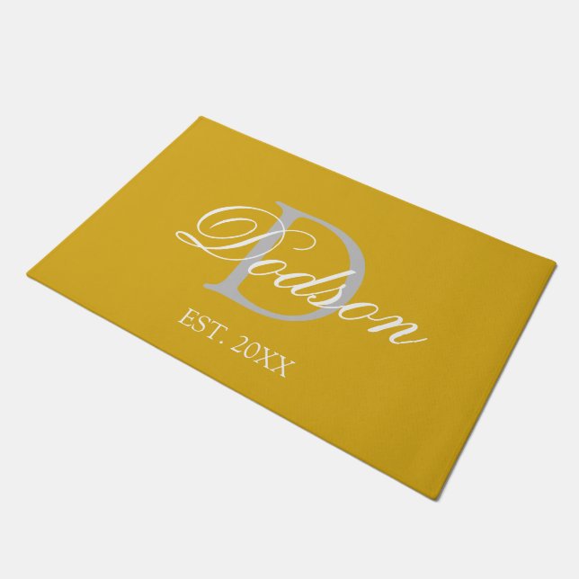 Name des Monogramms der Eleganyellow-Familie Fußmatte (Schrägansicht)