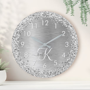 Name des Monogramms für den silberfarbenen Glitzer Runde Wanduhr