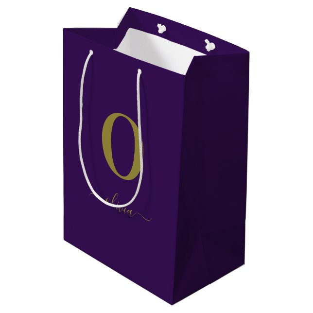 Name des Monogrammskripts Personalisiert Lila und  Mittlere Geschenktüte (Rückseite Schrägansicht)