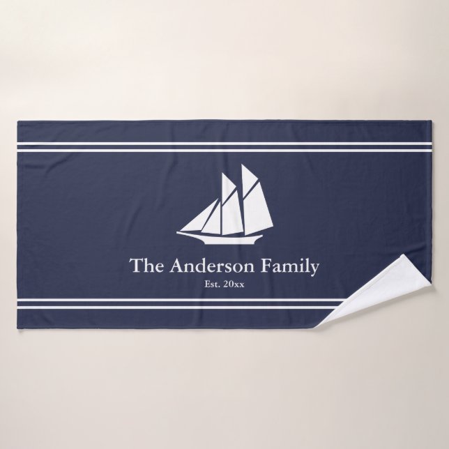 Name des nautic Midnight Blue & White Sailboat Badhandtuch Set (Badehandtuch)