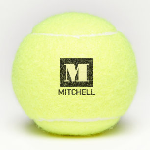 Name des personalisierten fett Anfangsbuchstabens  Tennisbälle