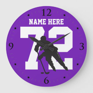 Name des personalisierten Hockey-Spielers auf Lila Große Wanduhr