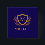 Name des Personalisierten Monogramms für Navy Blue Button<br><div class="desc">Navy Blue und Gold Personalisiert Stylish Monogram Name. Für weitere Anpassungen klicken Sie bitte auf die Schaltfläche "Anpassen" und verwenden Sie unser Designwerkzeug,  um diese Vorlage zu ändern.</div>