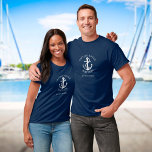 Name des personalisierten Schiffskapitäns Nautical T-Shirt<br><div class="desc">Ein nautisches Design mit Anker,  personalisiert mit dem Namen,  dem Namen und der Lage des Kapitäns. Entwickelt von Thisisnotme©</div>