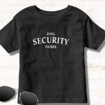 Name des Ring-Sicherheitsring Kleinkind T-shirt<br><div class="desc">Mit diesem Ring Security T - Shirt fühlt sich Ihr Ringträger wie etwas Besonderes an. Klicken Sie - personalisieren - um Ihren individuelle Name einfach hinzuzufügen. Stilvolles Schwarz-Weiß-Design.</div>