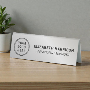 Name des Silver Business-Logos Tischaufsteller