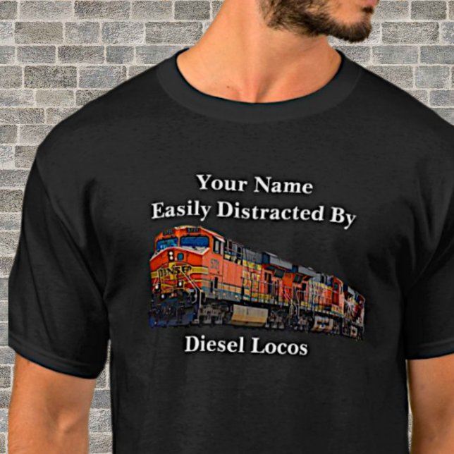 Name hinzufügen, Text ändern, leicht von Diesel ab T-Shirt (Von Creator hochgeladen)