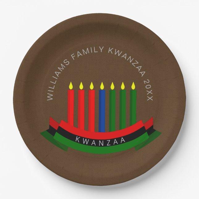 Name Jahr Kwanzaa Kerzen 9" hinzufügen Pappteller (Vorderseite)