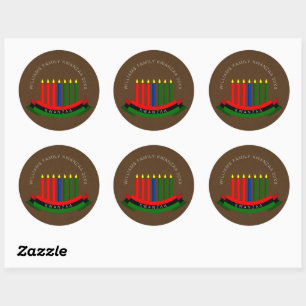 Name Jahr Kwanzaa Kerzen hinzufügen Runder Aufkleber