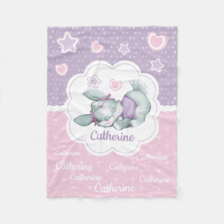 Name-Schlafenhäschen in rosa und in Lila Fleecedecke