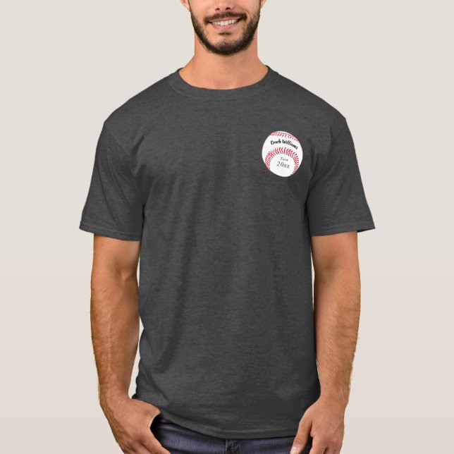 Name, Team und Jahr der Coach-Add-Ins T-Shirt (Vorderseite)