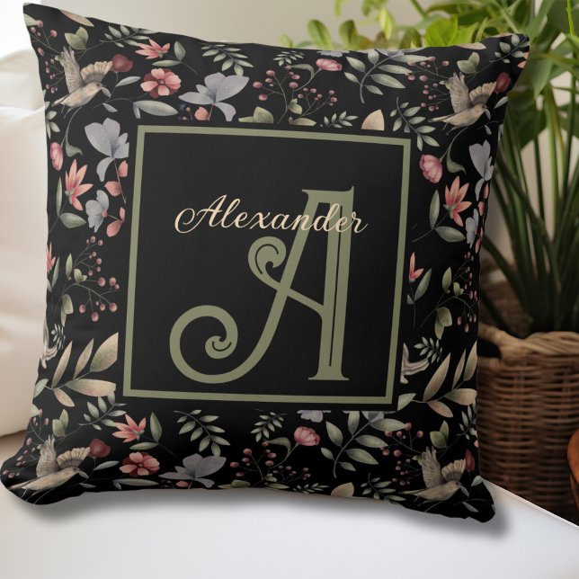 Name und Anfangsfarbe der Botanischen Aquarellfarb Kissen (Monogram Initial and Name, Rustic Botanical Watercolor Pattern Throw Pillow)