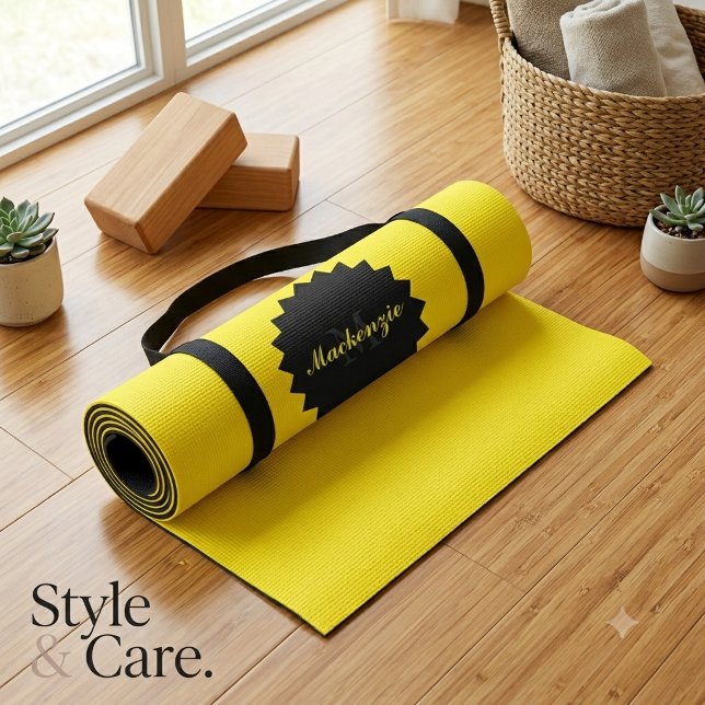 Name und Initialname auf der Gelben Yoga Mat Yogamatte (Name and Initial on Sunny Yellow Yoga Mat)