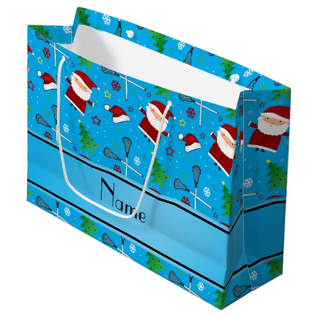 Namehimmelblau Lacrosseweihnachtsmuster Große Geschenktüte (Vorderseite Schrägansicht)