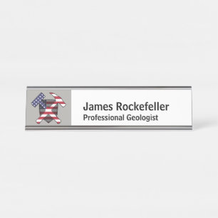 Namenschild des Geologen mit Rock Hammer Logo (USA Schreibtischnamensplakette