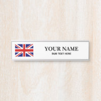 Namensschild mit britischer Flagge